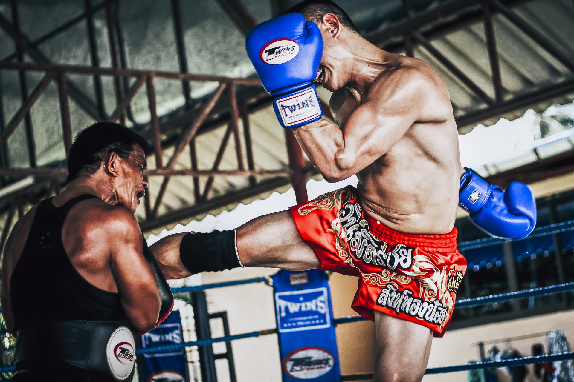 Bewegung Boxhandschuhe Indoor Kampfkunst Kämpfen Grappling Training Kickboxen 